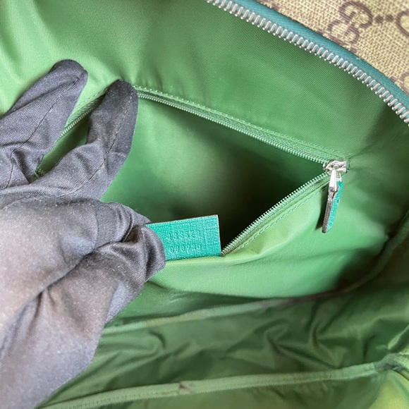 Gucci GG Logo Printed Medium Backpack - Picture 16 of 17